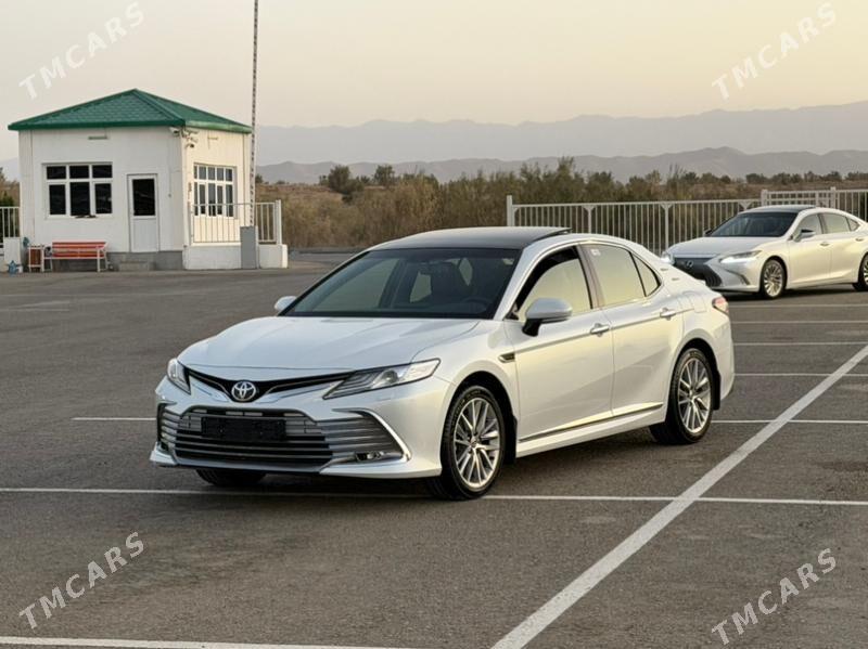 Toyota Camry 2023 - 687 000 TMT - Ашхабад - img 10