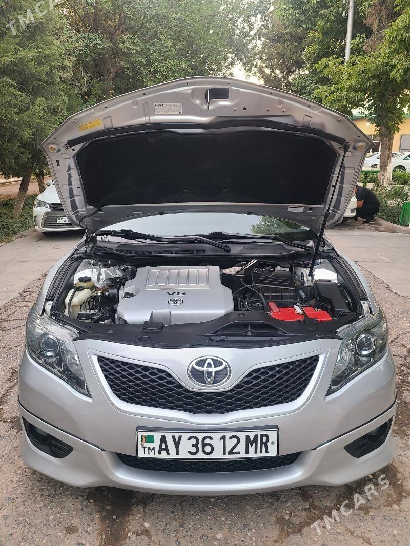 Toyota Camry 2010 - 240 000 TMT - Мары - img 5
