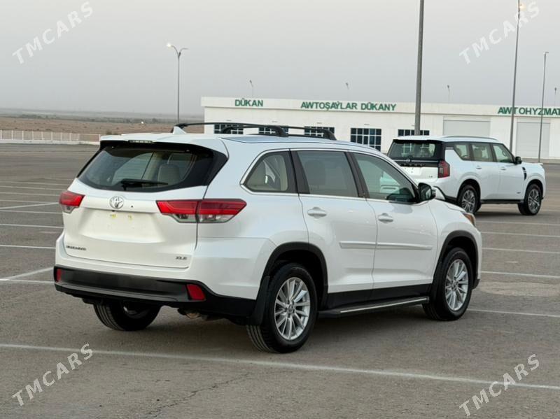 Toyota Highlander 2019 - 551 000 TMT - Ашхабад - img 2