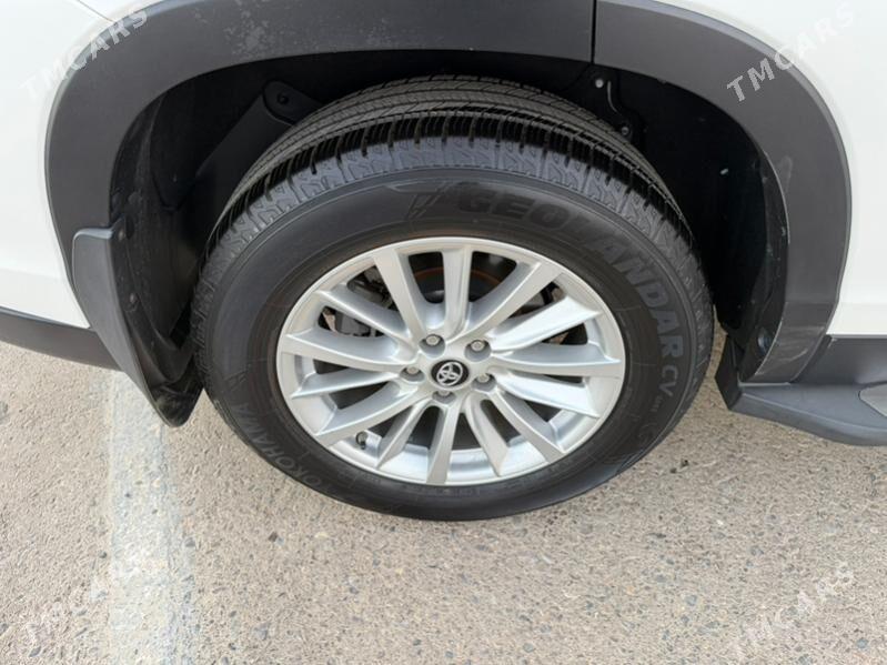 Toyota Highlander 2019 - 551 000 TMT - Ашхабад - img 10