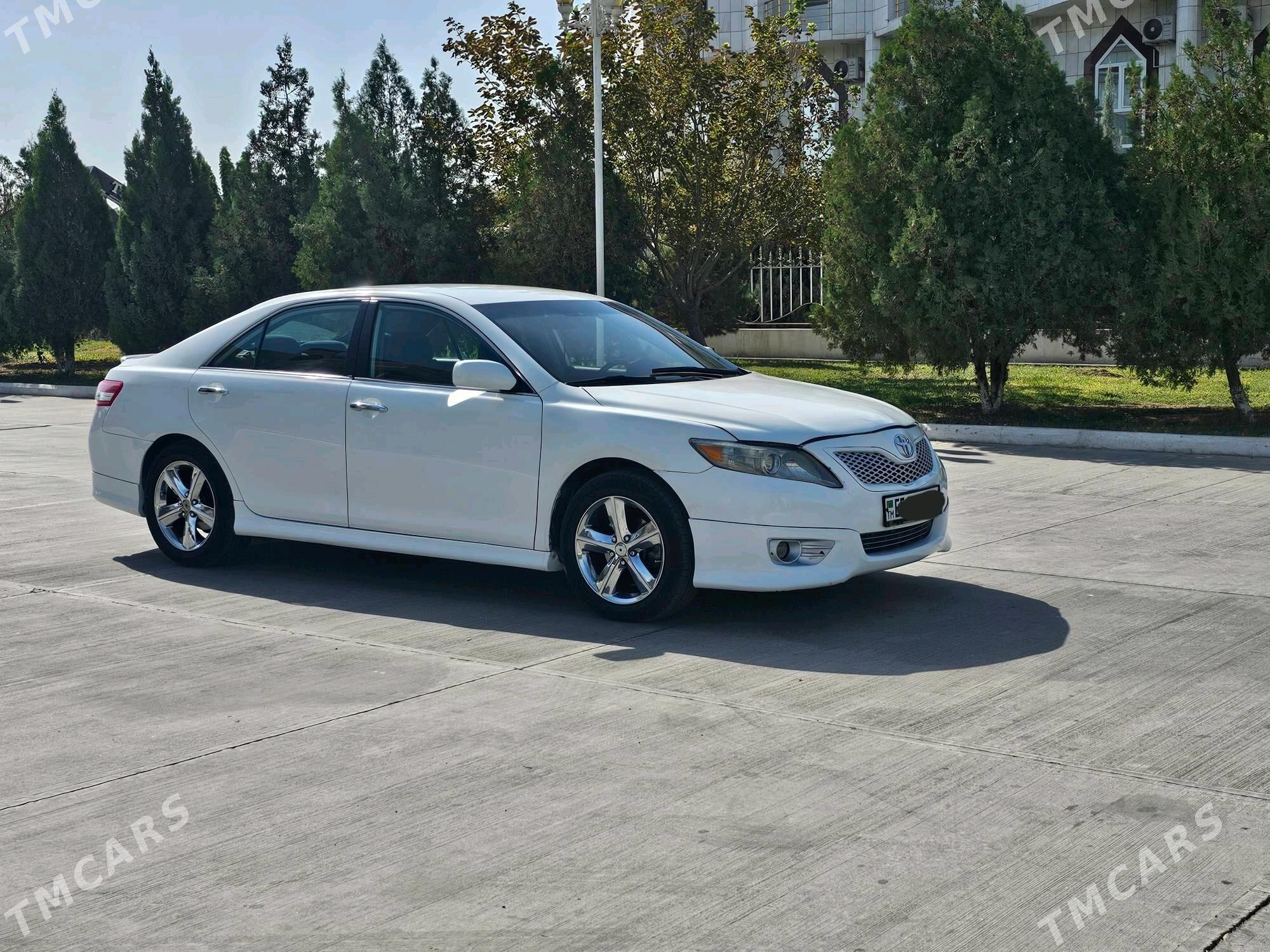 Toyota Camry 2010 - 160 000 TMT - Байрамали - img 5
