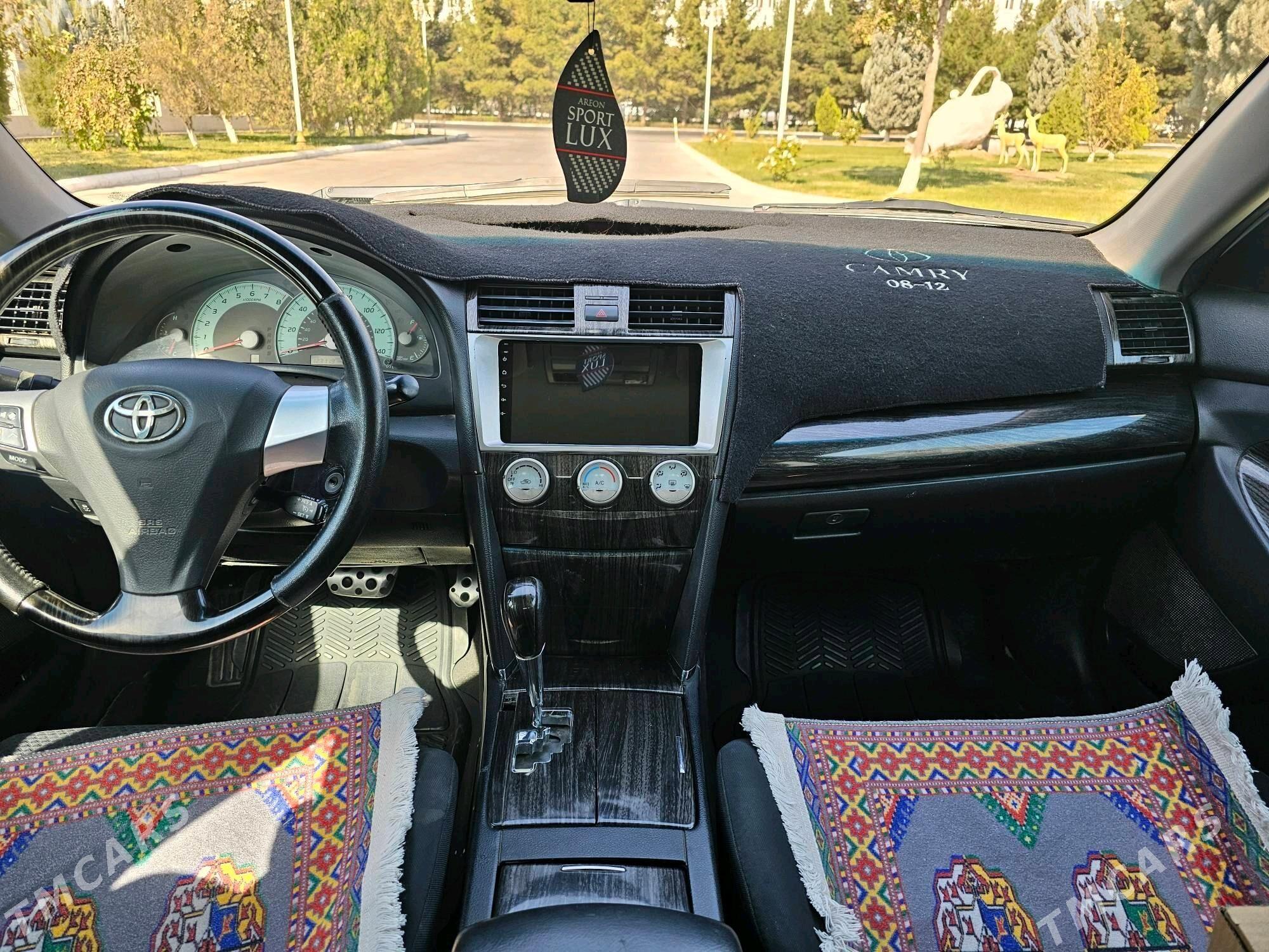 Toyota Camry 2010 - 160 000 TMT - Байрамали - img 7