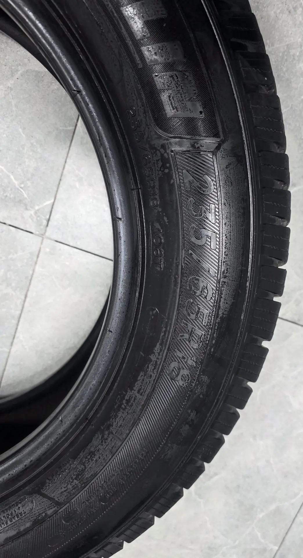 235 65 18 Michelin 1 stuk 800 TMT - Мары - img 4
