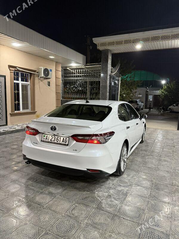 Toyota Camry 2022 - 258 000 TMT - Aşgabat - img 3