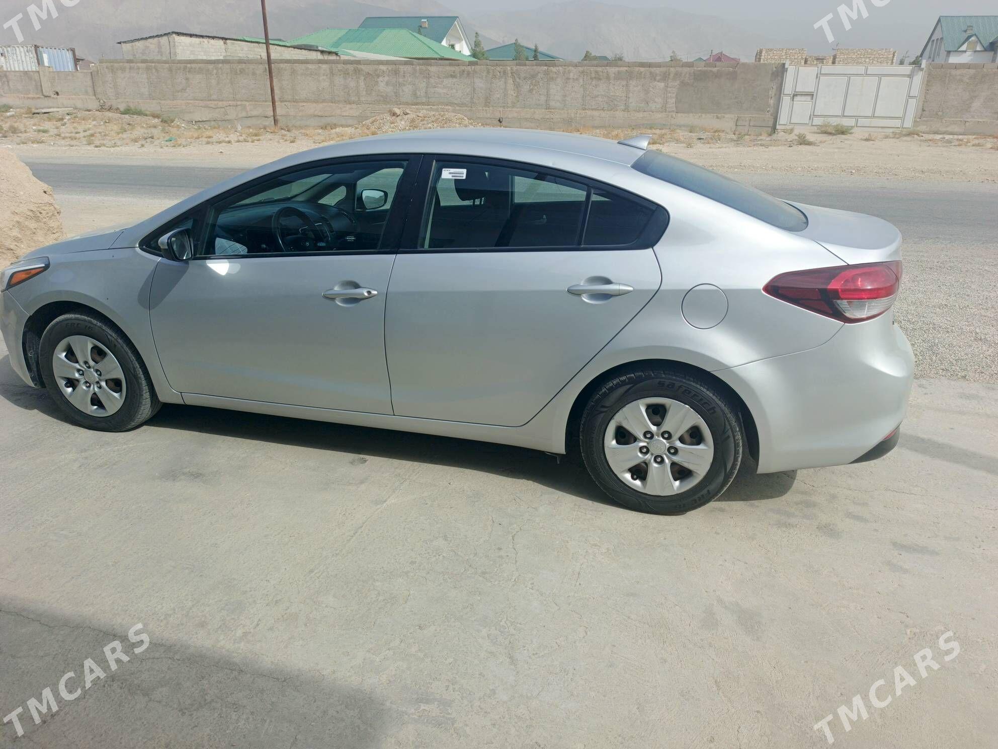 Kia Forte 2017 - 190 000 TMT - Балканабат - img 3