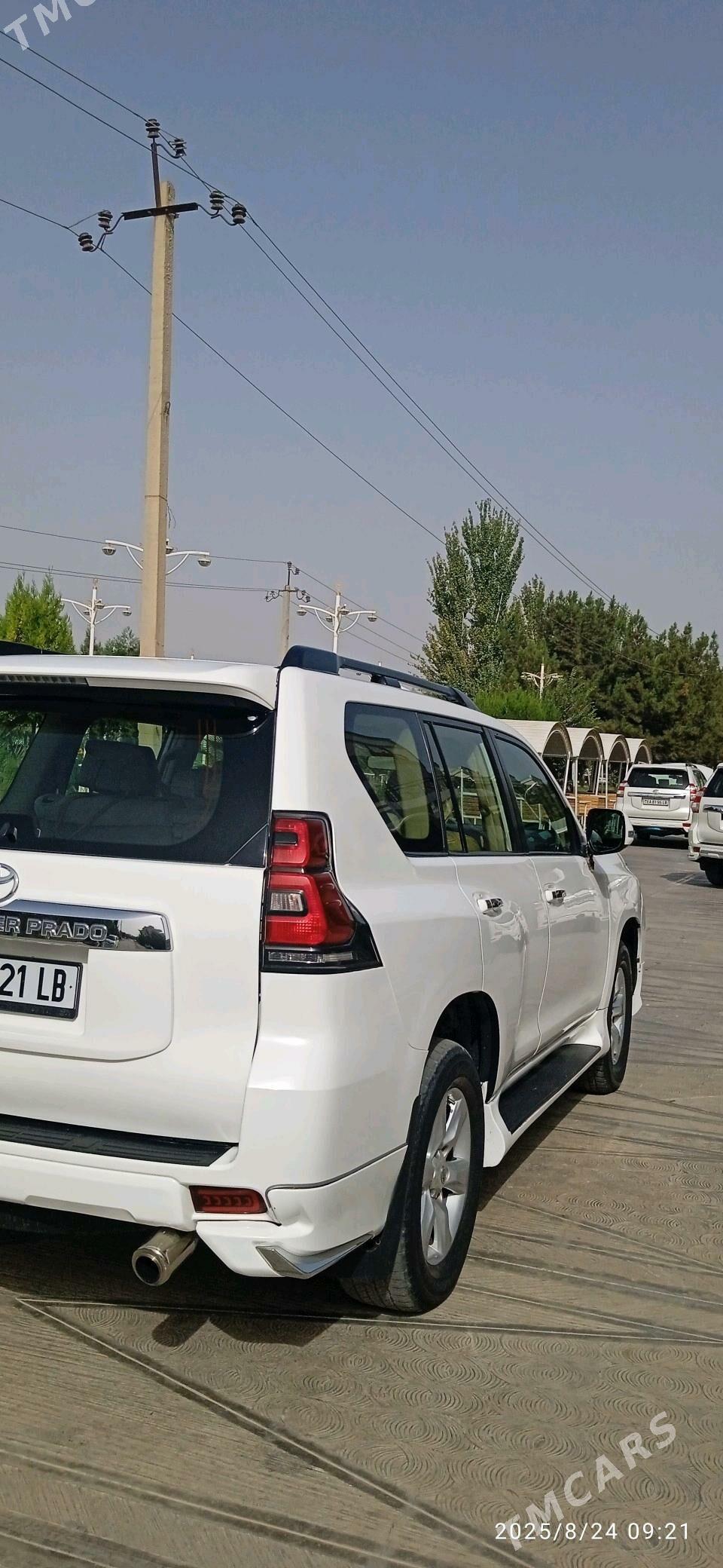 Toyota Land Cruiser Prado 2012 - 460 000 TMT - Kerki - img 4