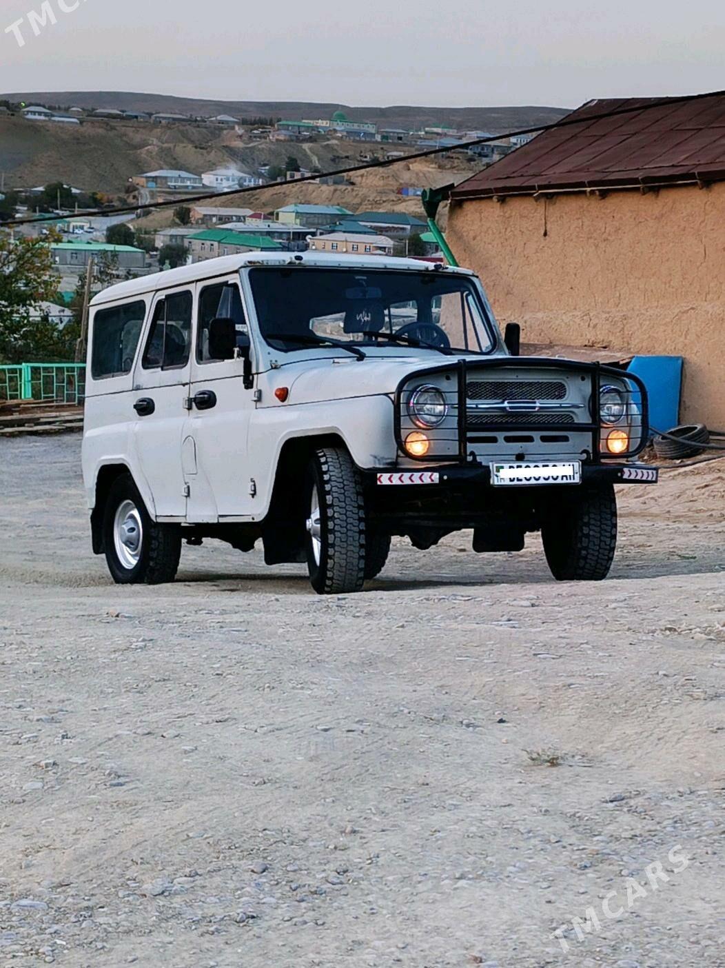 UAZ 469 2002 - 62 000 TMT - Бахарден - img 4