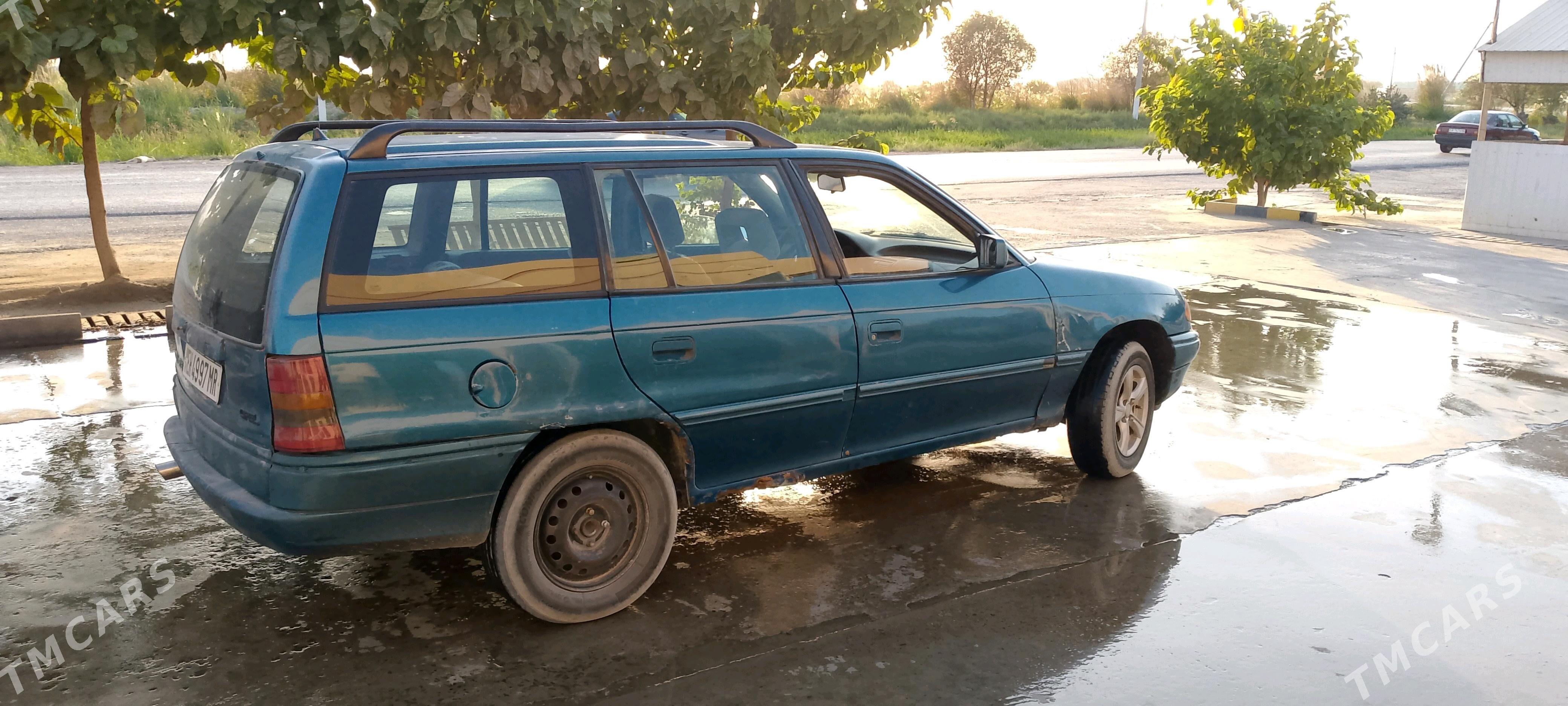 Opel Astra 1993 - 28 000 TMT - Мары - img 4