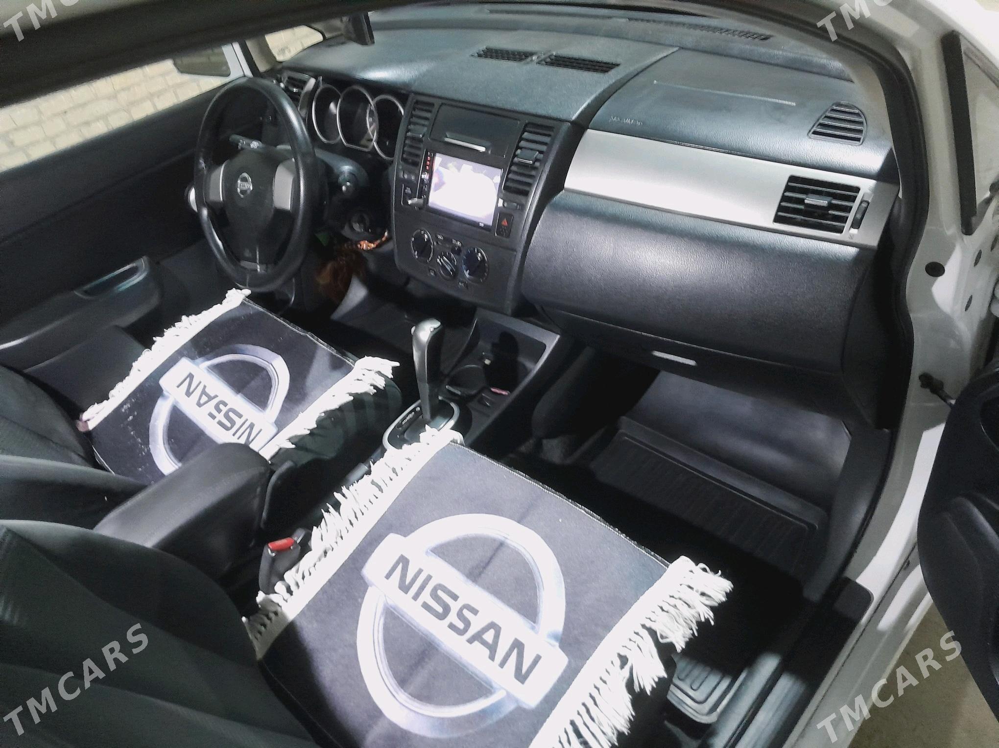 Nissan Versa 2010 - 122 000 TMT - Bäherden - img 4