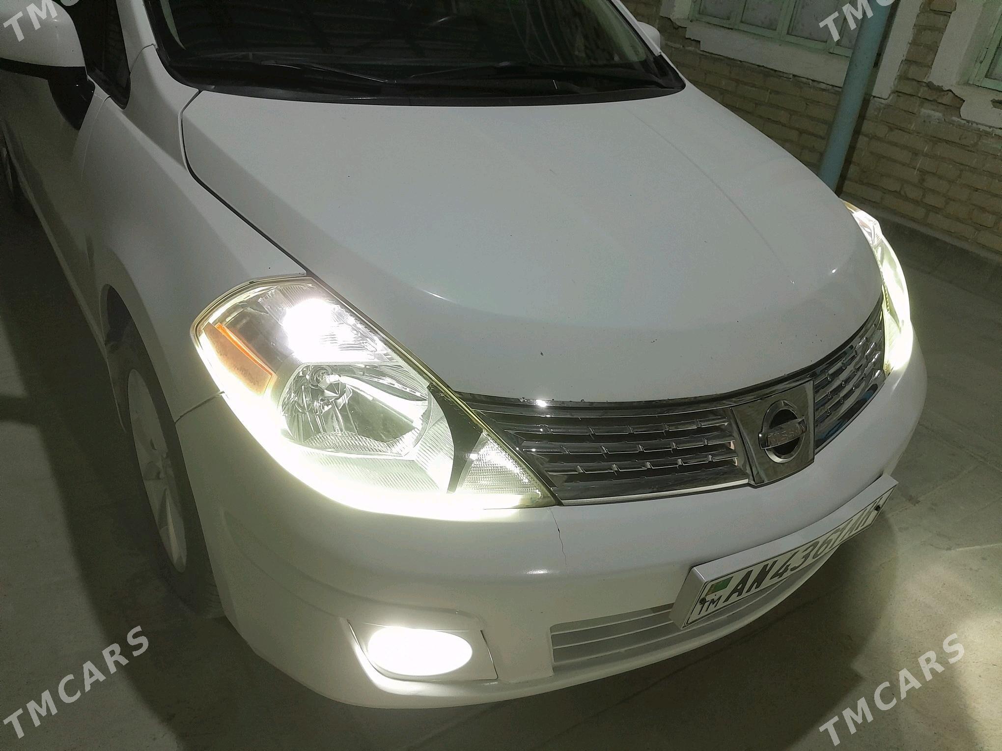 Nissan Versa 2010 - 122 000 TMT - Bäherden - img 5