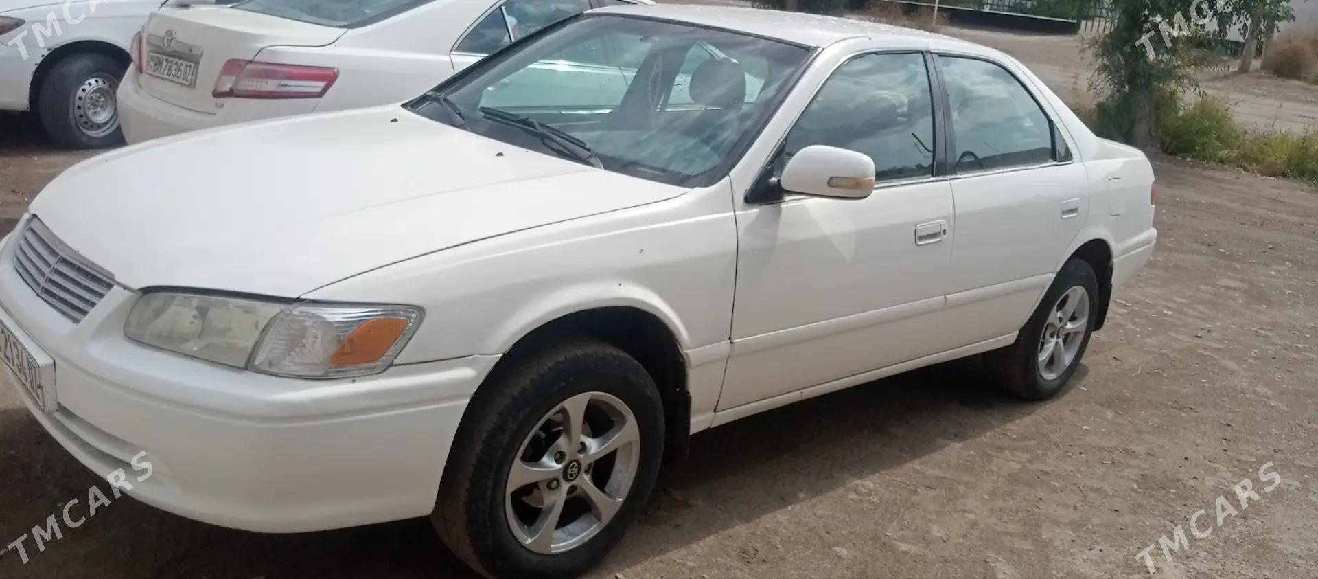 Toyota Camry 1999 - 120 000 TMT - Köneürgenç - img 1
