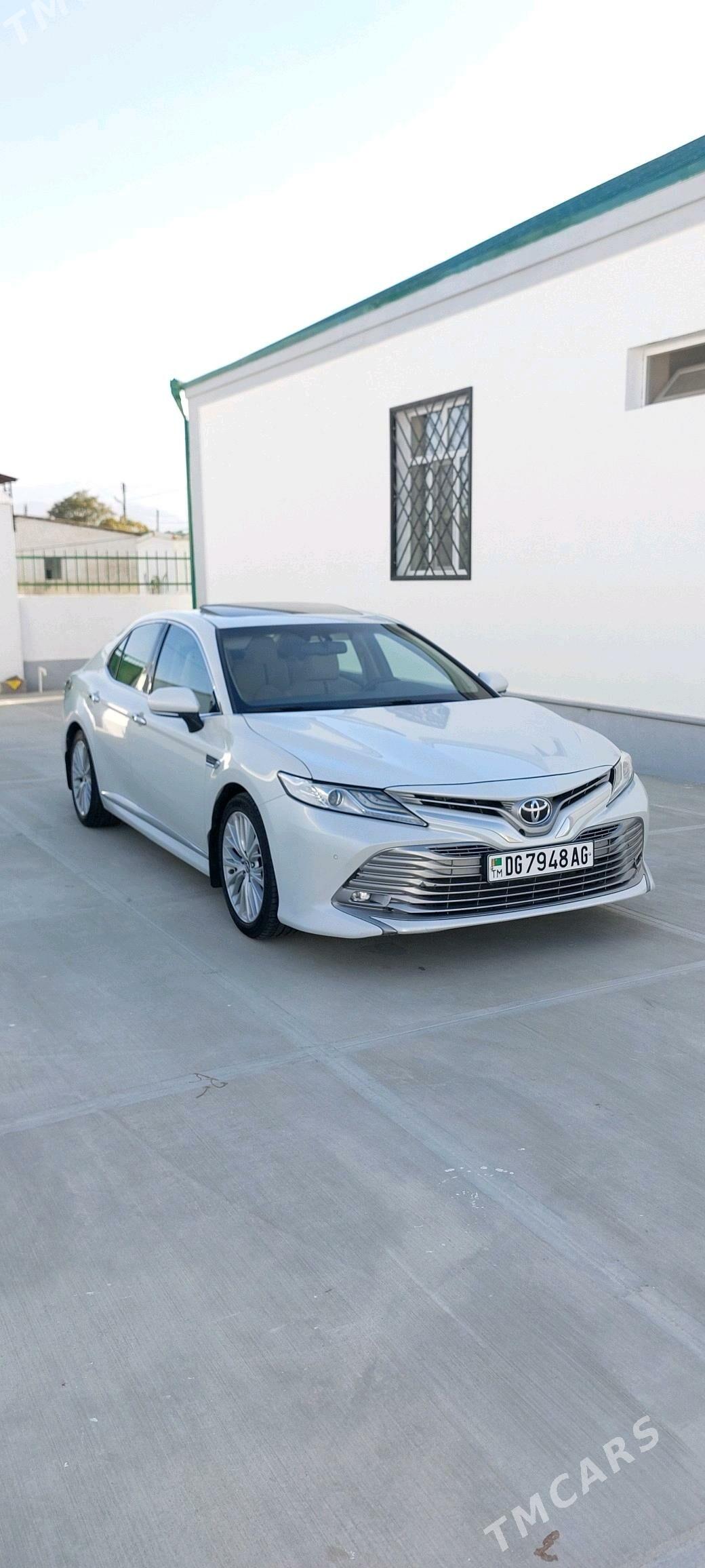 Toyota Camry 2020 - 475 000 TMT - Bäherden - img 4