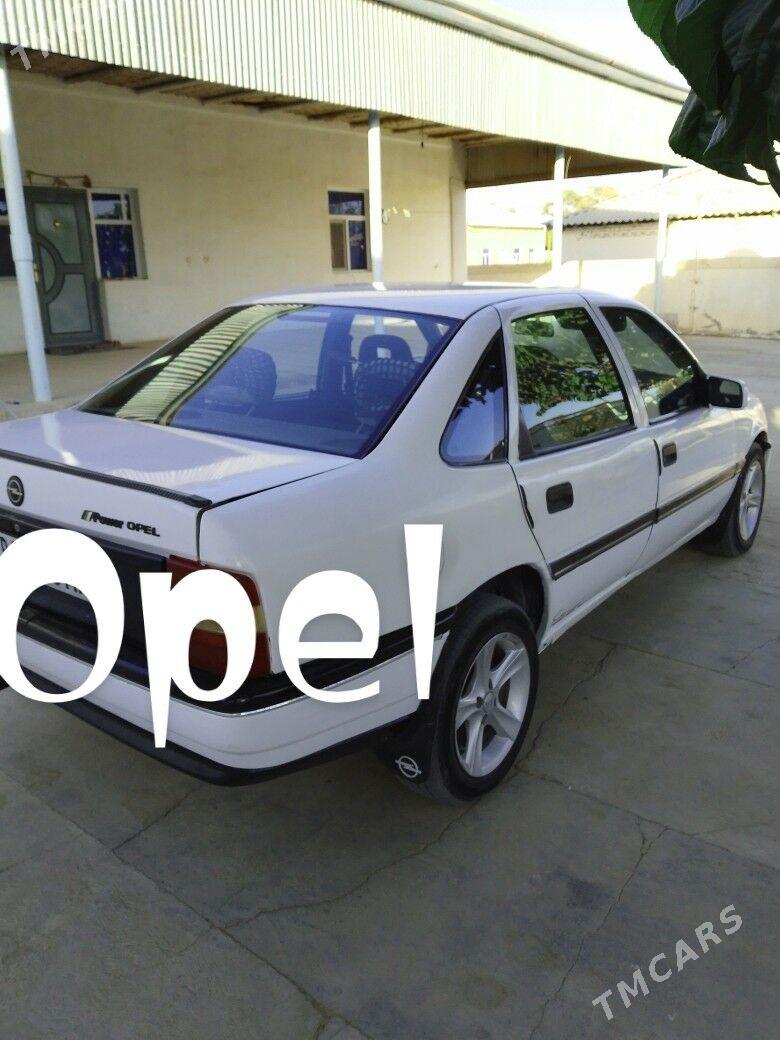 Opel Vectra 1992 - 40 000 TMT - Baýramaly - img 3