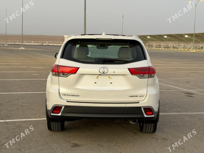 Toyota Highlander 2019 - 551 000 TMT - Ашхабад - img 10