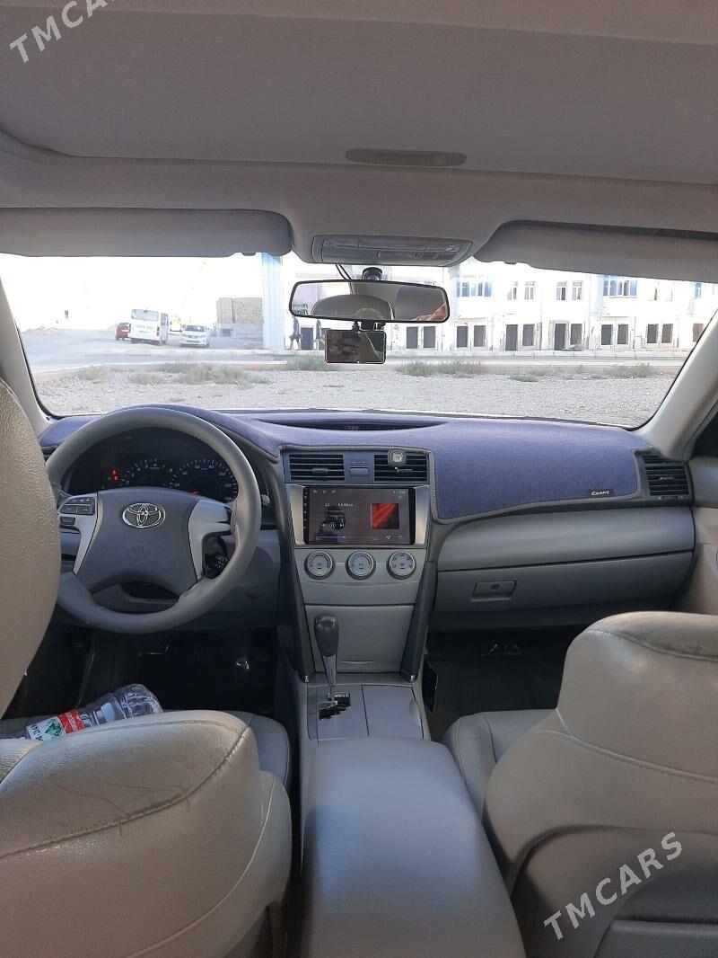 Toyota Camry 2010 - 200 000 TMT - Balkanabat - img 5
