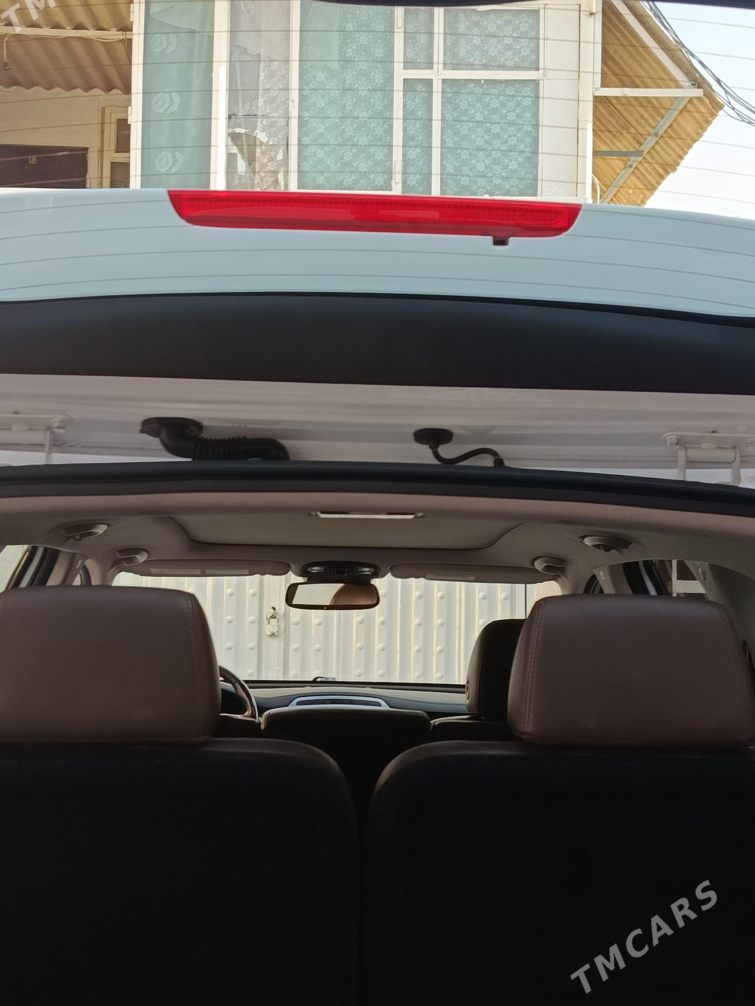 Kia Sorento 2018 - 360 000 TMT - Бедев - img 8