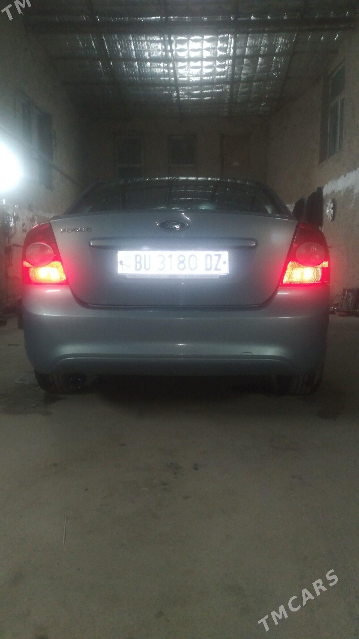 Ford Focus 2010 - 85 000 TMT - Дашогуз - img 2