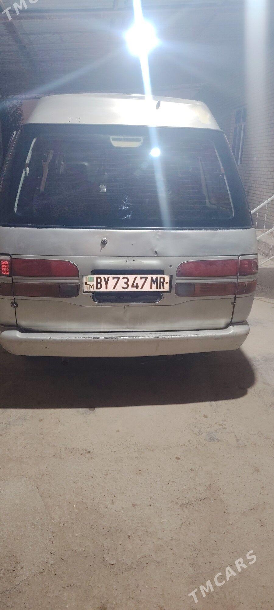 Toyota Town Ace 1993 - 32 000 TMT - Türkmengala - img 3