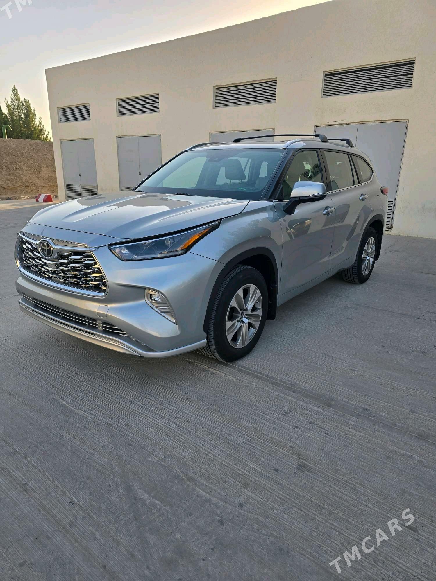 Toyota Highlander 2021 - 600 000 TMT - Байрамали - img 4