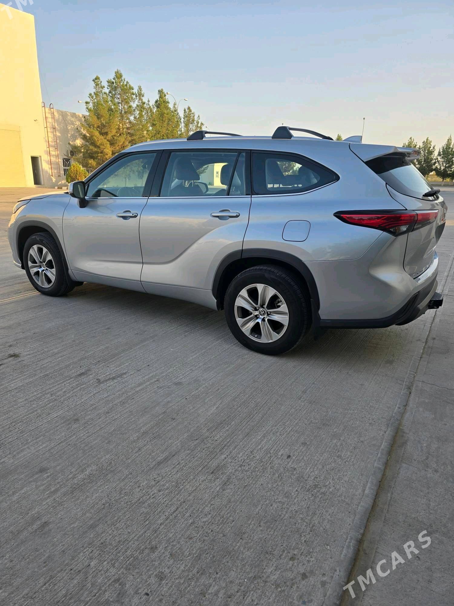 Toyota Highlander 2021 - 600 000 TMT - Байрамали - img 5