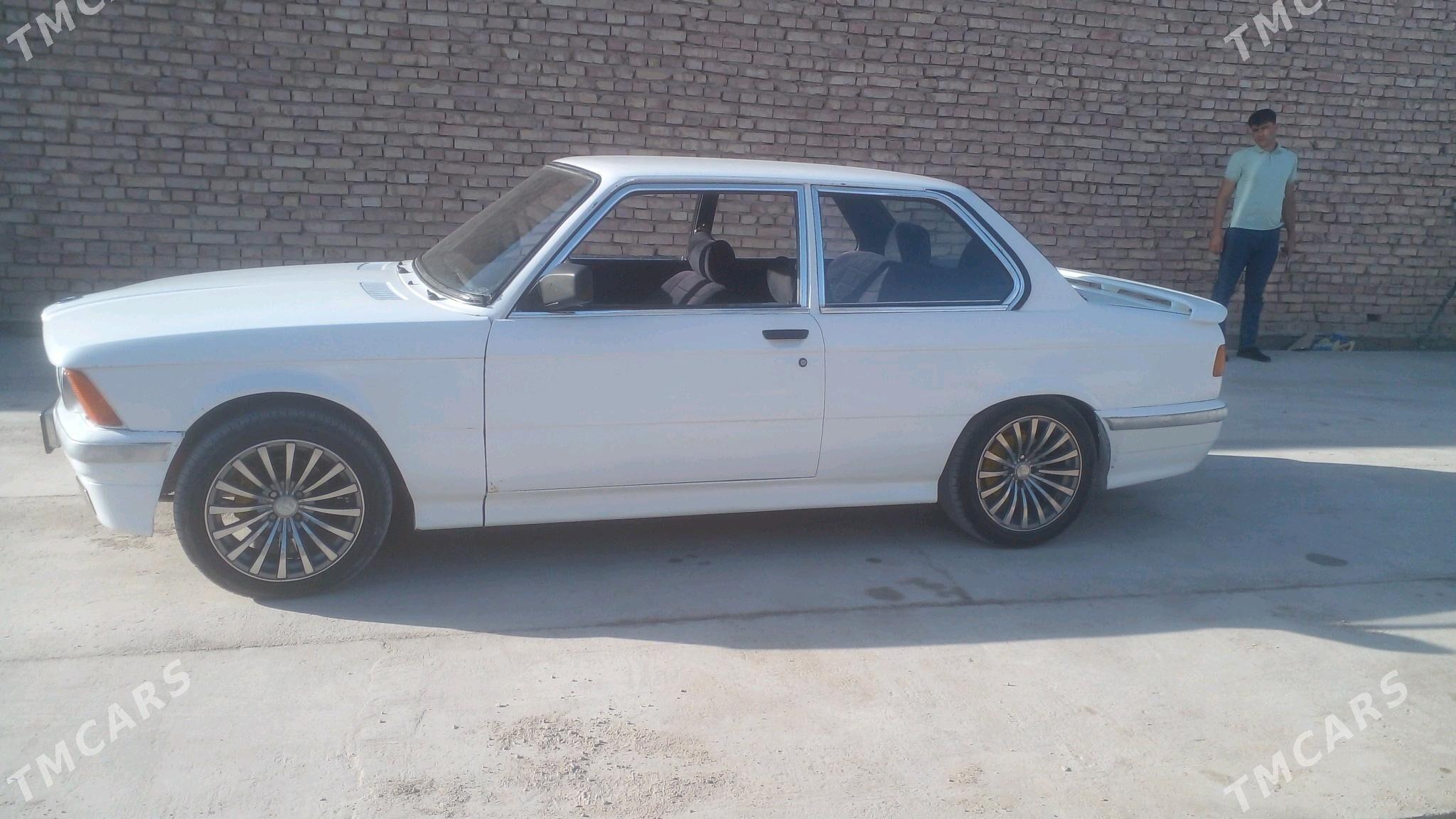 BMW 325 1982 - 32 000 TMT - Мары - img 7