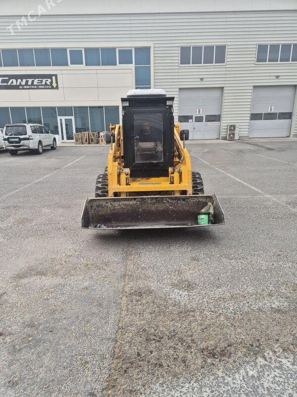 JCB Pilingmaster 2013 - 185 000 TMT - Ашхабад - img 2