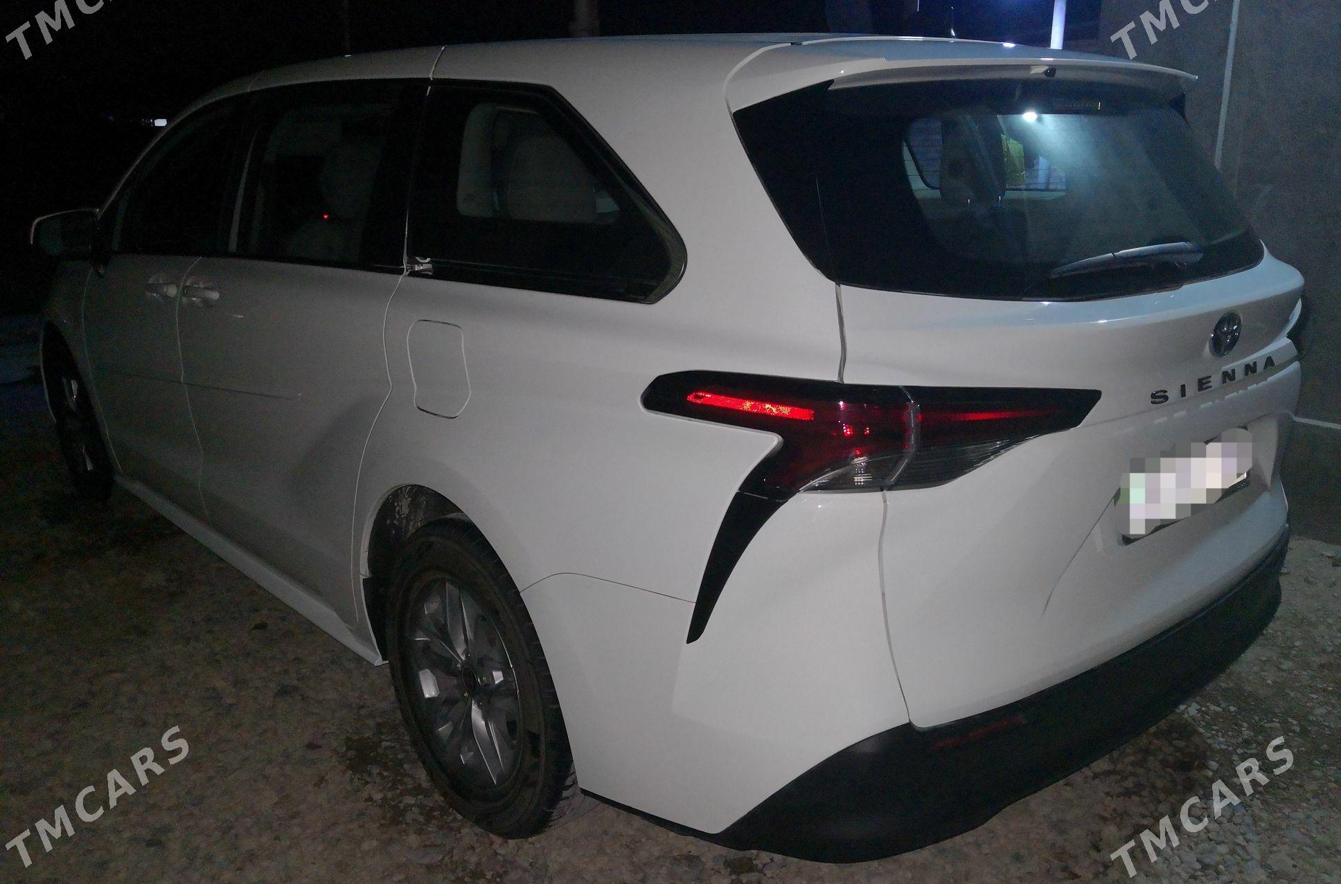 Toyota Sienna 2022 - 490 000 TMT - Мары - img 2
