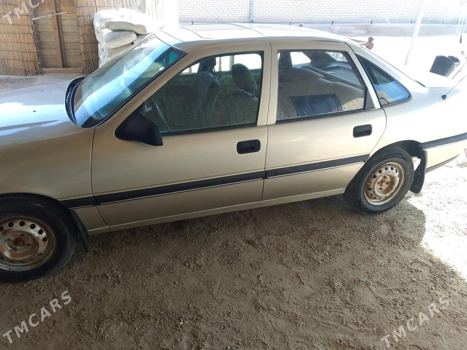 Opel Vectra 1992 - 45 000 TMT - Sakarçäge - img 5