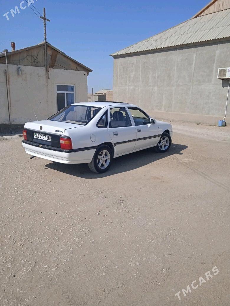 Opel Vectra 1989 - 40 000 TMT - Гумдаг - img 3