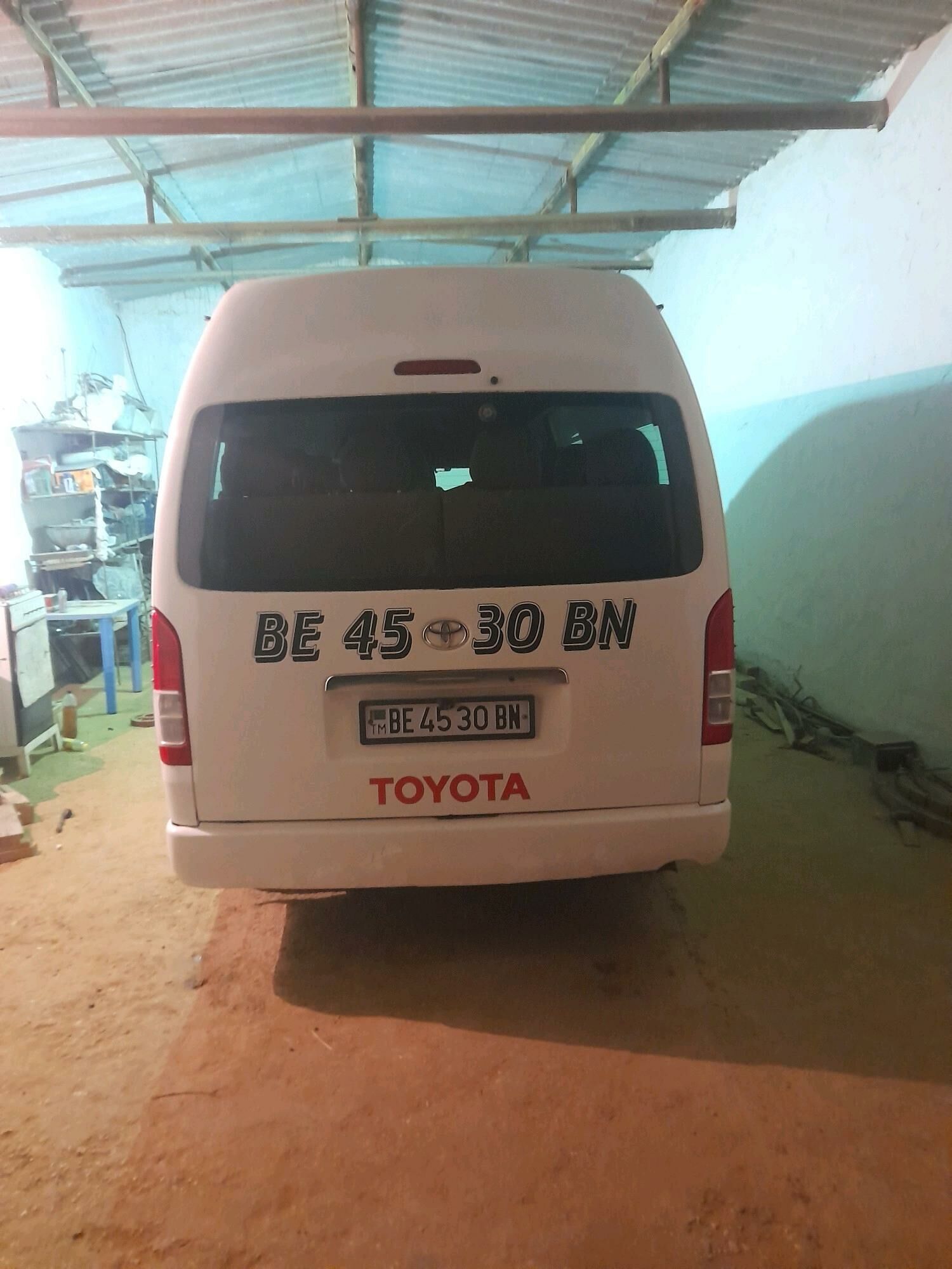 Toyota Hiace 2008 - 360 000 TMT - Balkanabat - img 2