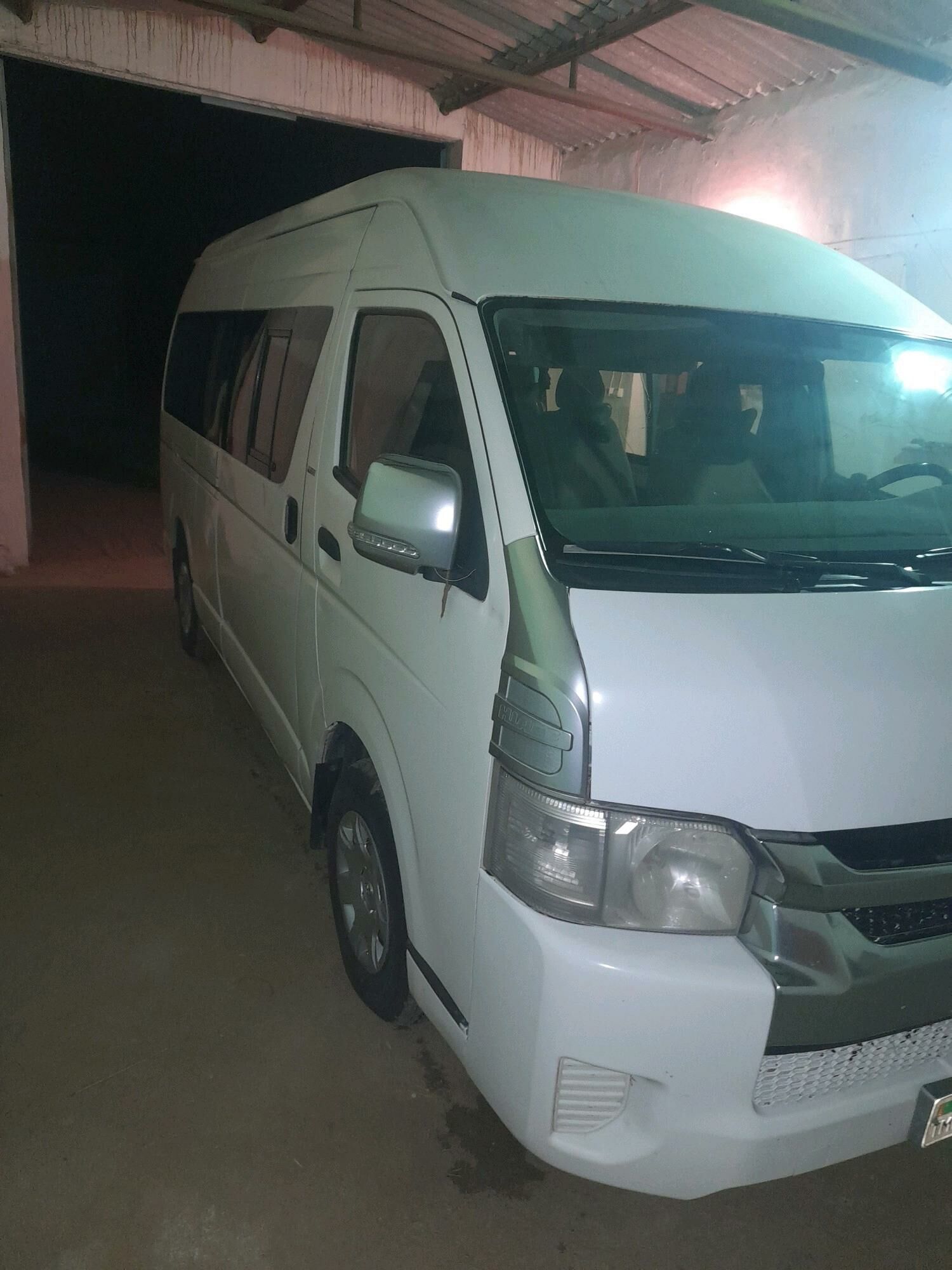 Toyota Hiace 2008 - 360 000 TMT - Balkanabat - img 4
