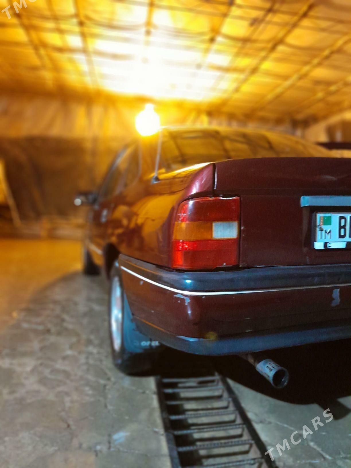 Opel Vectra 1991 - 40 000 TMT - Farap - img 4