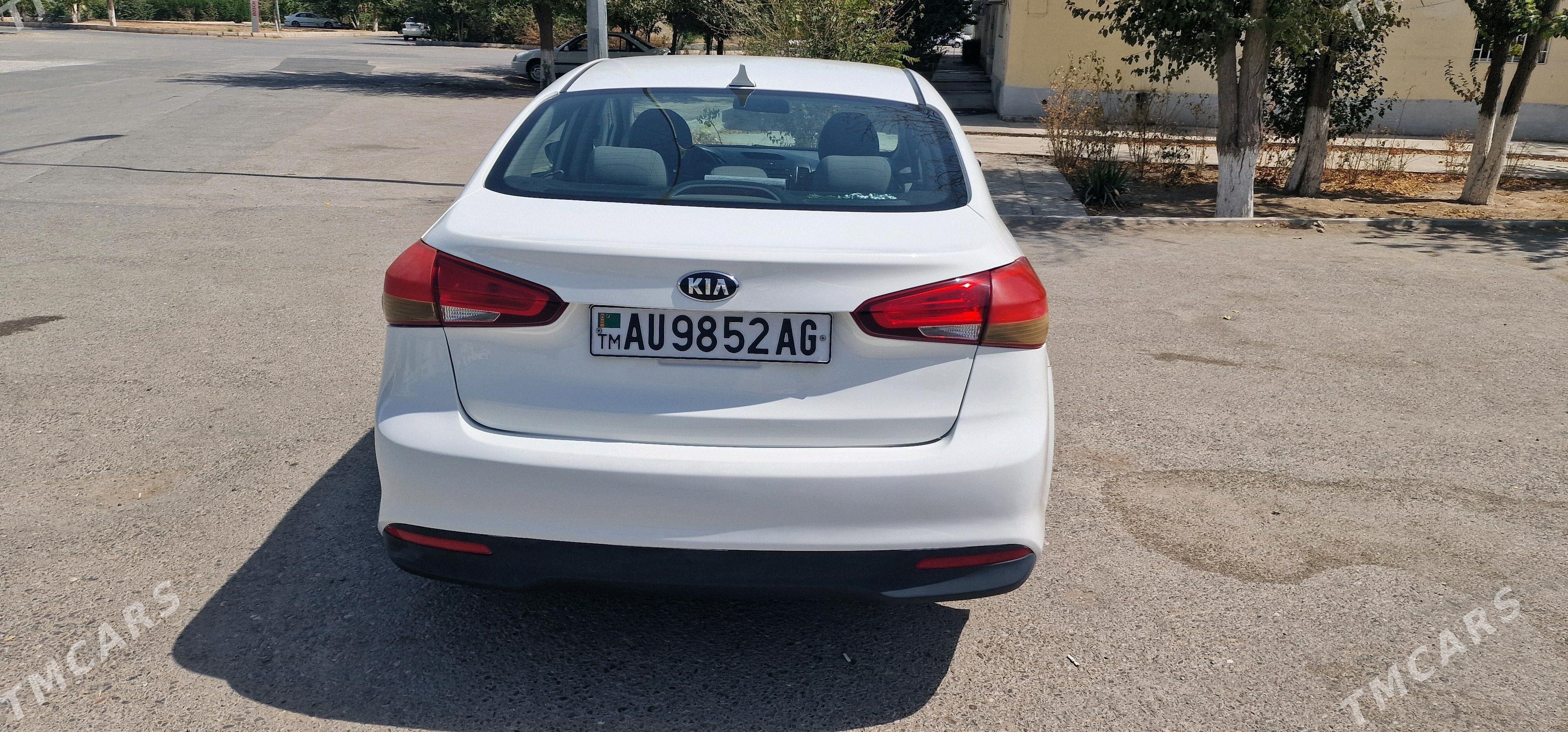Kia Forte 2018 - 192 000 TMT - Ашхабад - img 7