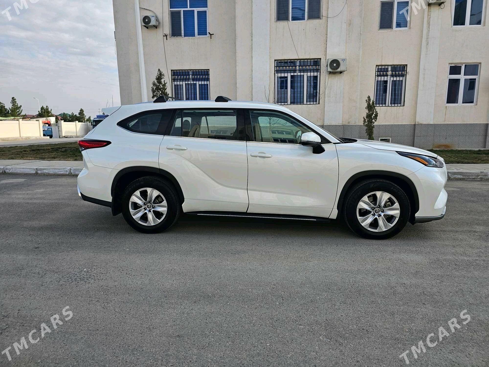 Toyota Highlander 2021 - 590 000 TMT - Саят - img 8