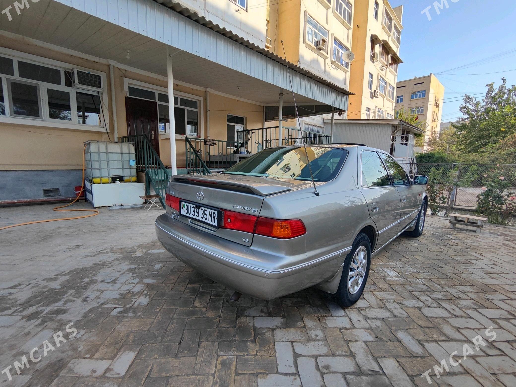 Toyota Camry 2000 - 185 000 TMT - Baýramaly - img 4