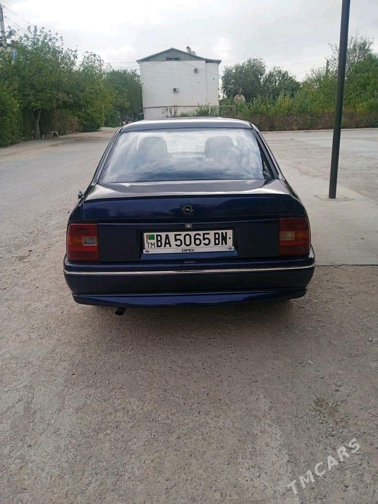 Opel Vectra 1990 - 35 000 TMT - Balkanabat - img 3