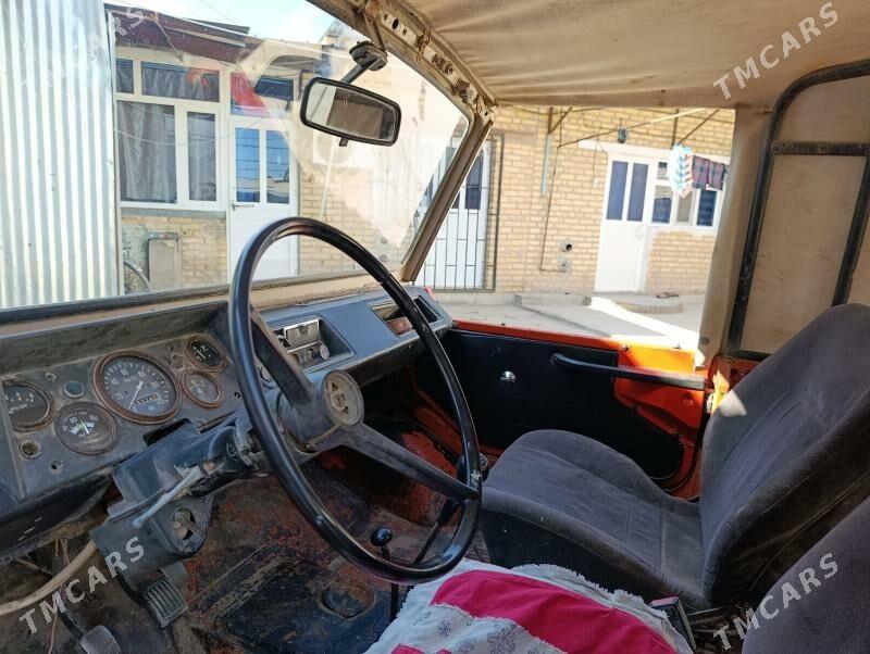 UAZ Profi 1985 - 11 000 TMT - Саят - img 3