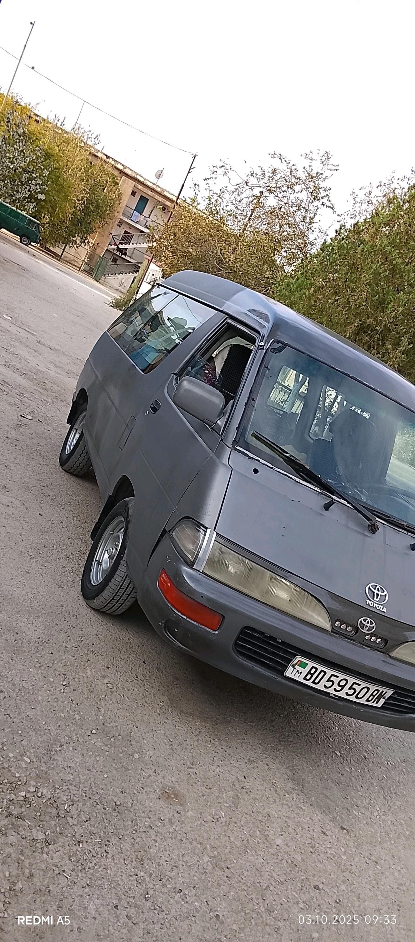 Toyota Town Ace 1994 - 30 000 TMT - Balkanabat - img 8