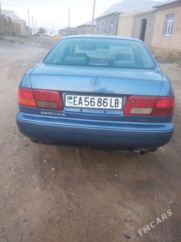 Toyota Carina 1997 - 70 000 TMT - Köýtendag - img 2