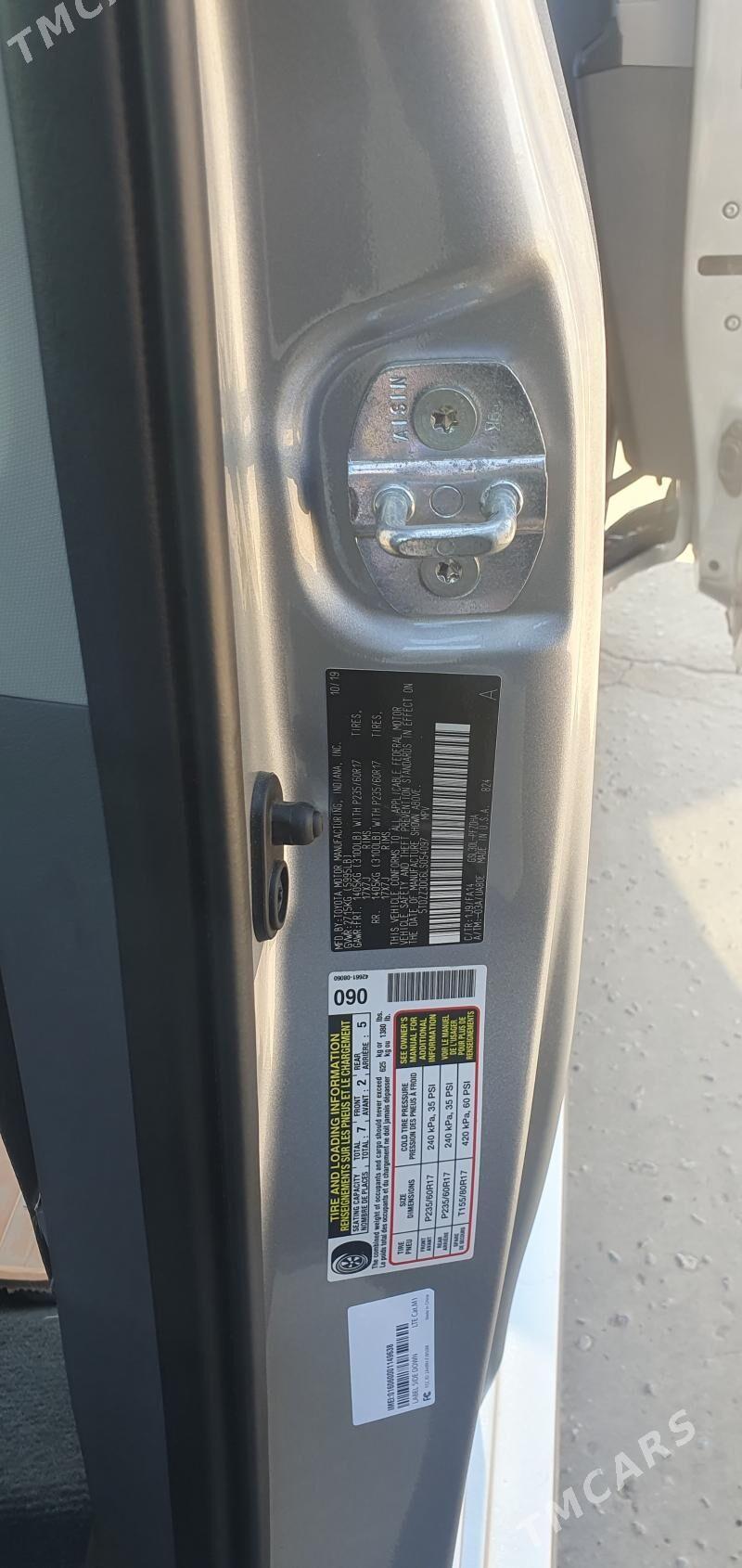 Toyota Sienna 2020 - 405 000 TMT - Daşoguz - img 9