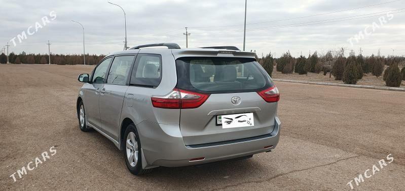 Toyota Sienna 2020 - 405 000 TMT - Daşoguz - img 5