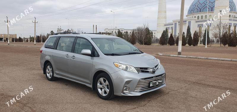 Toyota Sienna 2020 - 405 000 TMT - Daşoguz - img 1