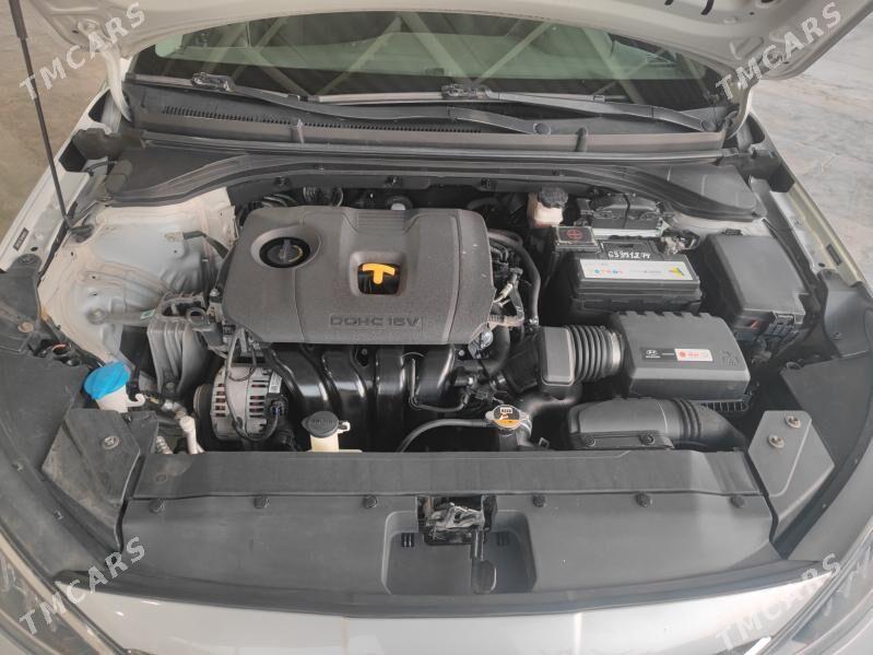 Hyundai Elantra 2019 - 190 000 TMT - Мары - img 7