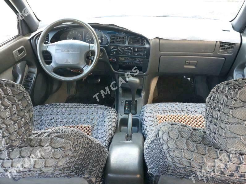 Toyota Camry 1995 - 85 000 TMT - Ёлётен - img 2