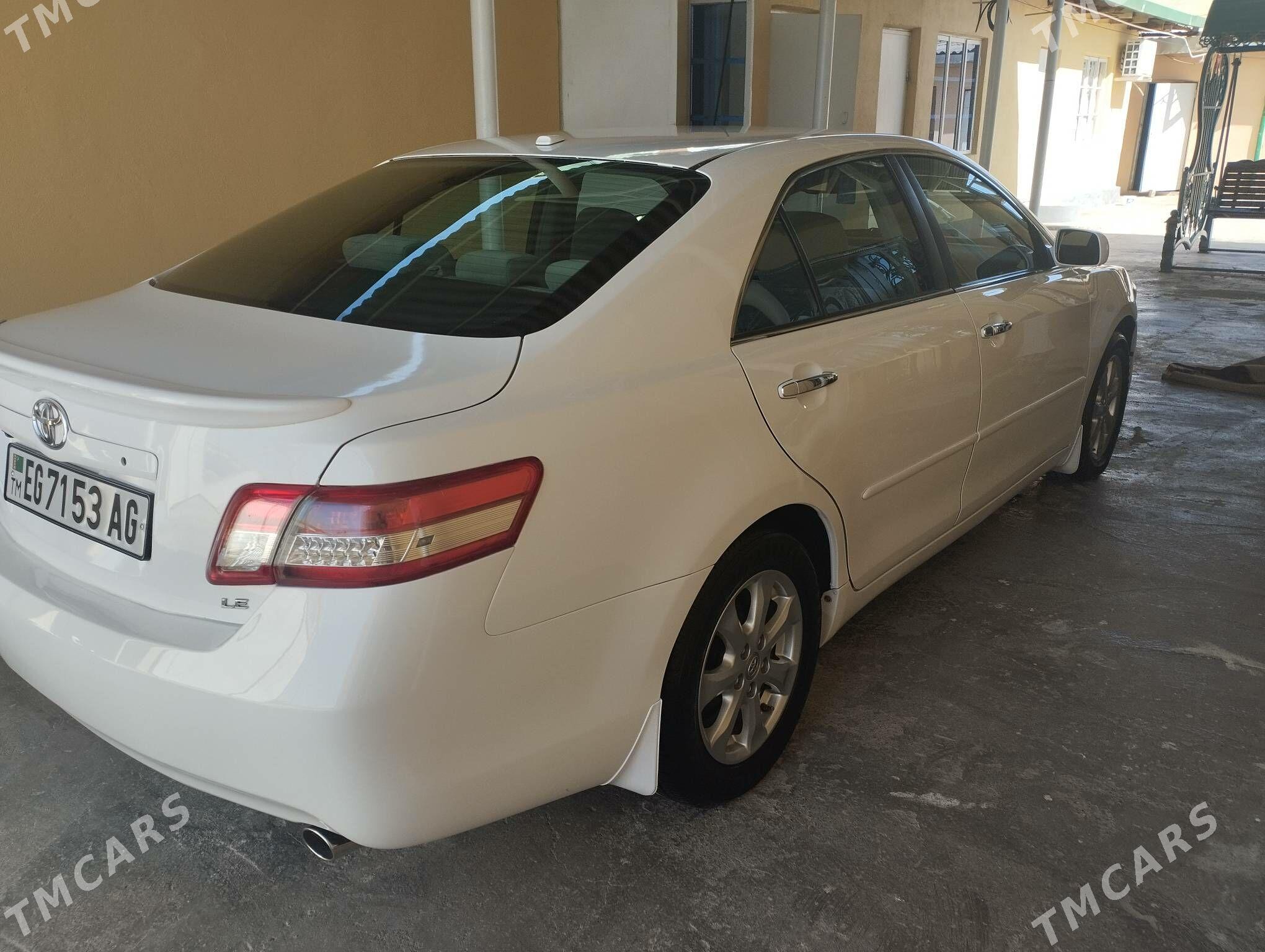 Toyota Camry 2010 - 205 000 TMT - Hitrowka - img 8