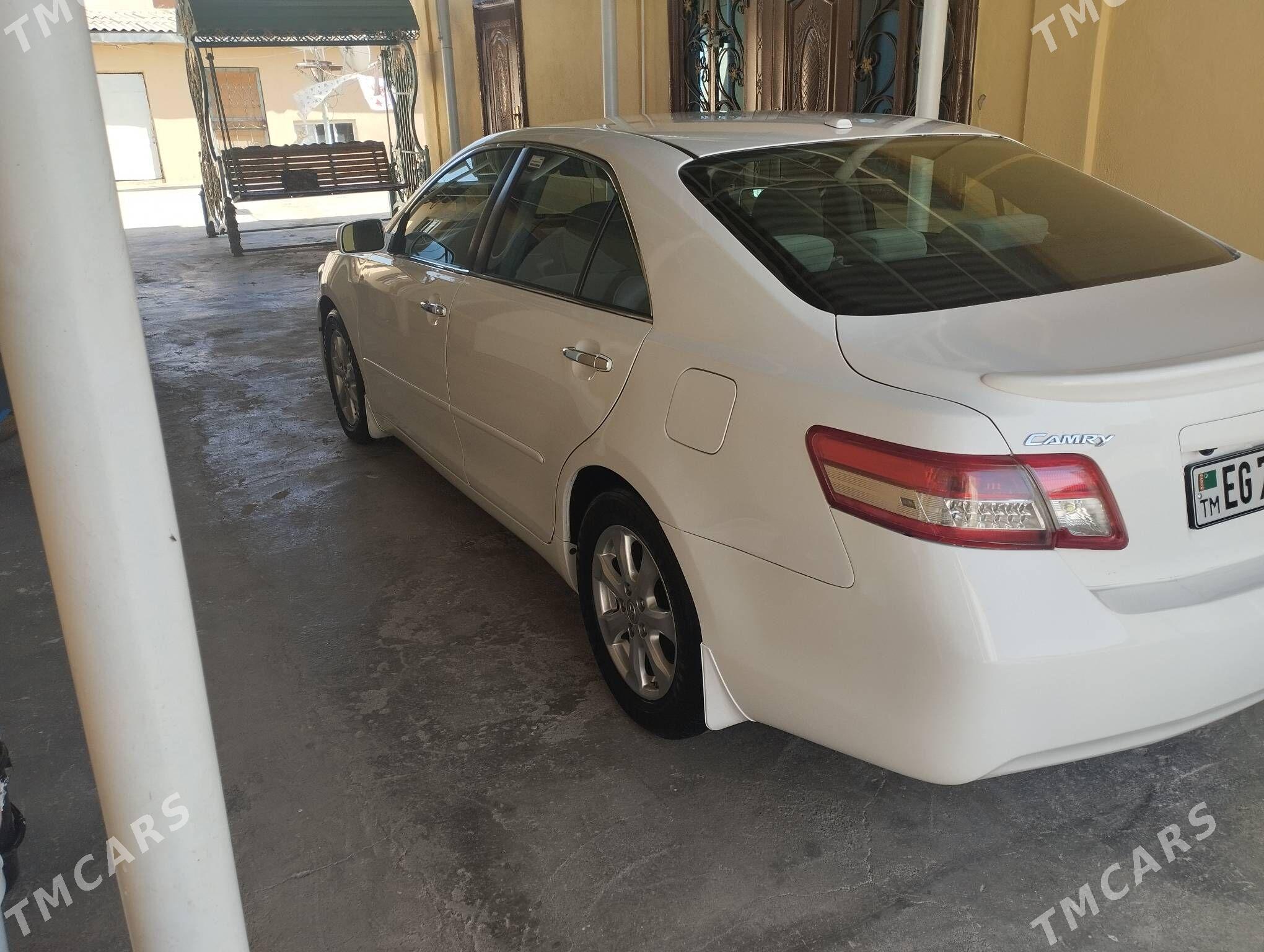 Toyota Camry 2010 - 205 000 TMT - Hitrowka - img 3