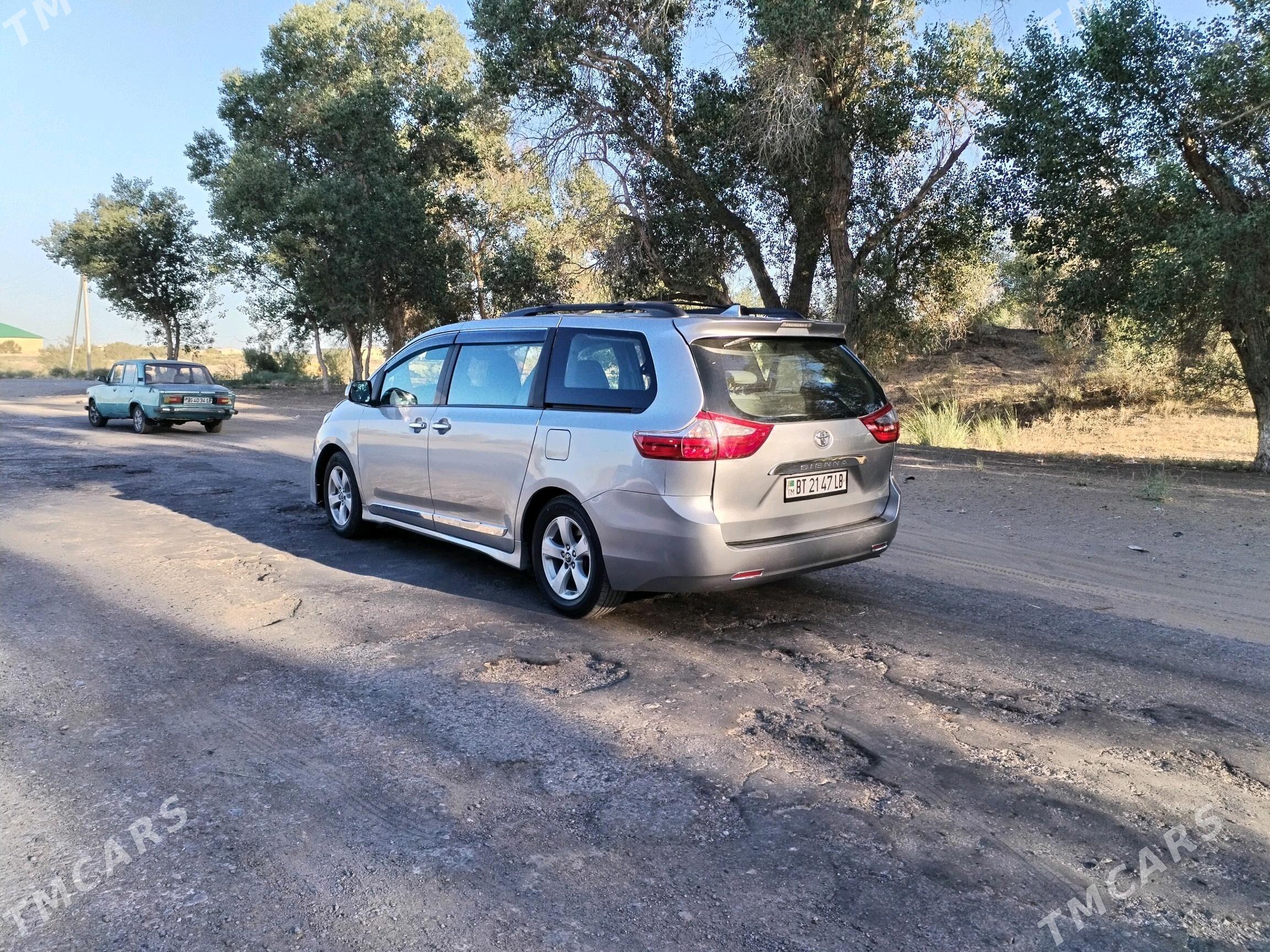 Toyota Sienna 2020 - 410 000 TMT - Farap - img 4