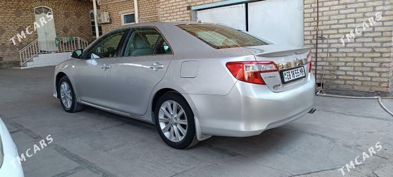 Toyota Camry 2013 - 245 000 TMT - Мары - img 4