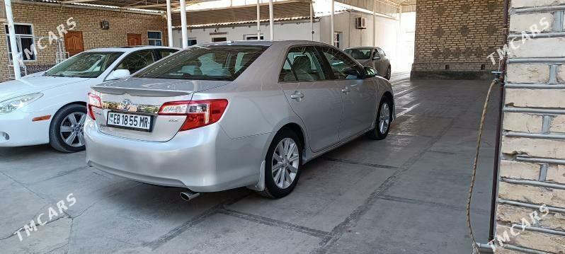 Toyota Camry 2013 - 245 000 TMT - Мары - img 3