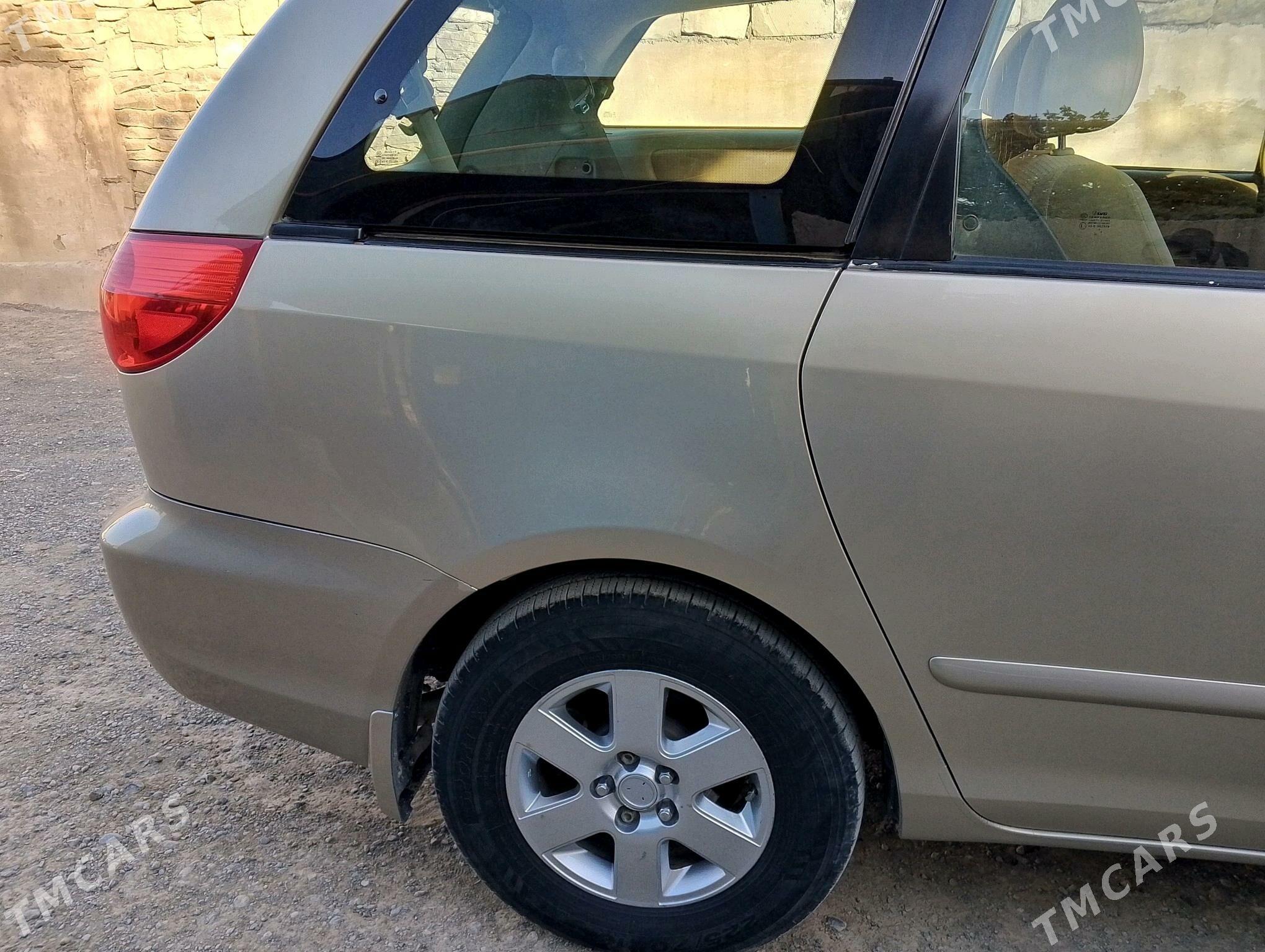 Toyota Sienna 2009 - 250 000 TMT - Köýtendag - img 2